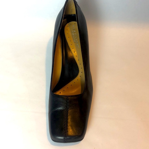 Kenneth Cole Reaction black square to pump - Picture 3 of 10